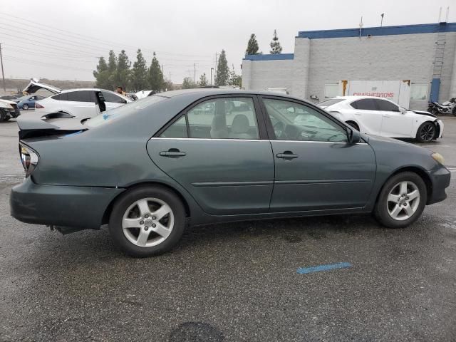 2005 Toyota Camry LE