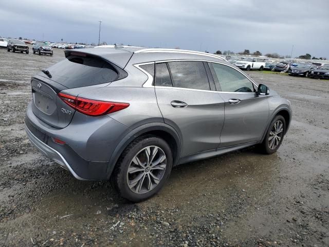 2017 Infiniti QX30 Base