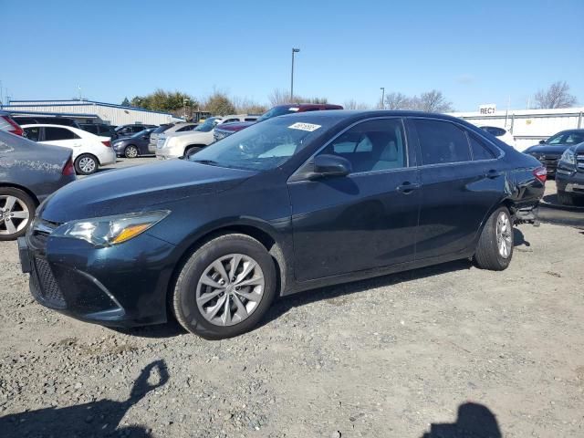 2017 Toyota Camry LE