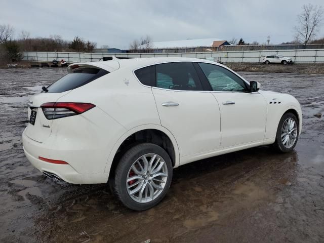 2022 Maserati Levante Base