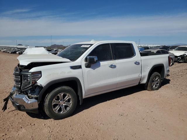 2022 GMC Sierra K1500 SLT