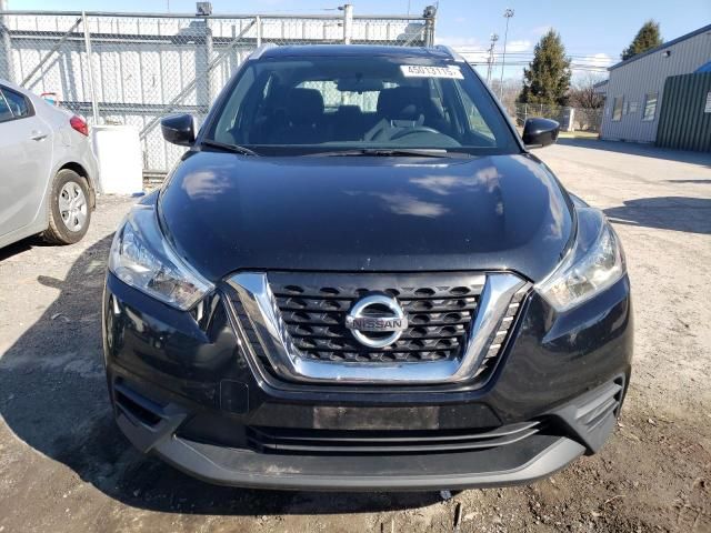 2019 Nissan Kicks S