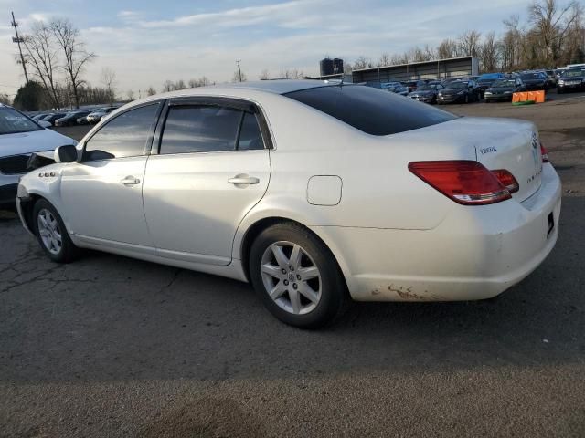 2005 Toyota Avalon XL