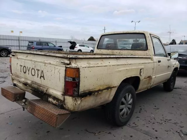 1985 Toyota Pickup 1/2 TON RN50