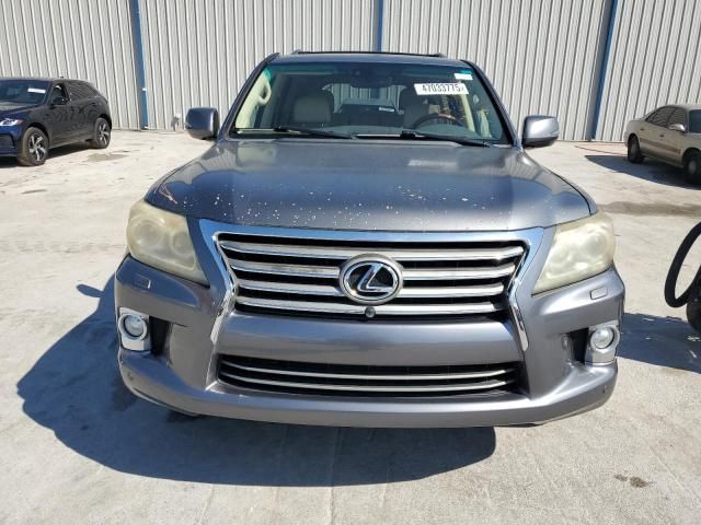 2013 Lexus LX 570