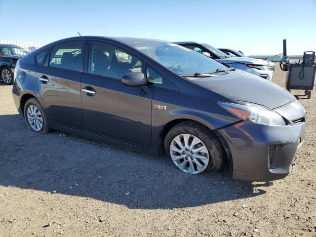 2014 Toyota Prius PLUG-IN