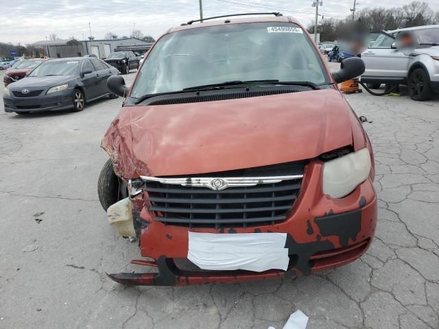 2006 Chrysler Town & Country Touring