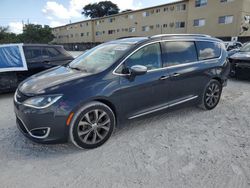 Chrysler Pacifica Vehiculos salvage en venta: 2019 Chrysler Pacifica Limited