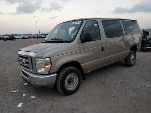 2011 Ford Econoline E350 Super Duty Wagon