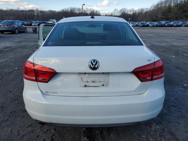 2013 Volkswagen Passat SE