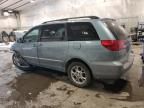 2005 Toyota Sienna XLE