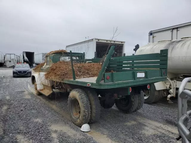 1961 Chevrolet C-30