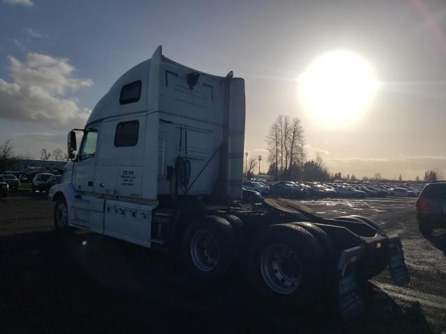 2009 Volvo VN Semi Truck