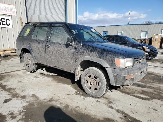 1997 Nissan Pathfinder LE