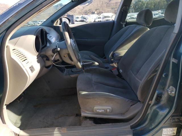 2002 Nissan Altima Base