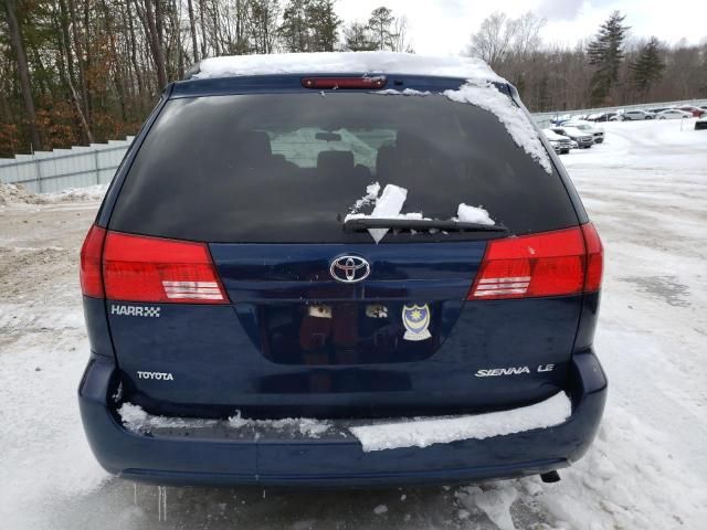 2004 Toyota Sienna CE