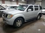 2005 Nissan Pathfinder LE