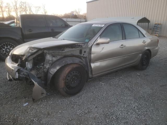 2005 Toyota Camry LE