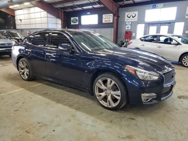 2016 Infiniti Q70 3.7