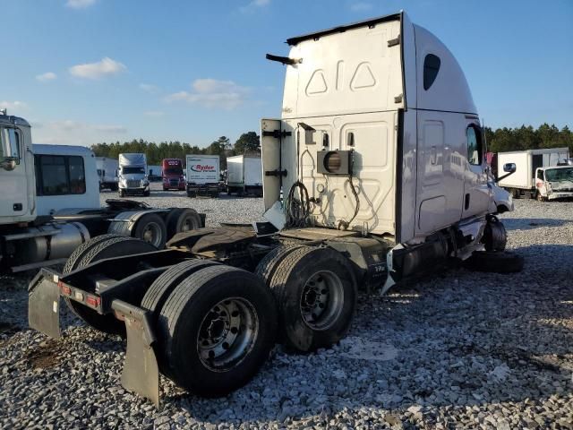 2022 Freightliner Cascadia 126