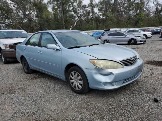 2005 Toyota Camry LE