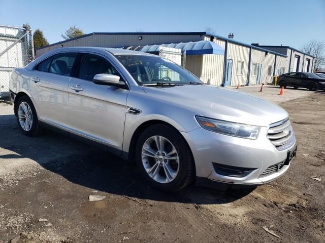 2013 Ford Taurus SEL