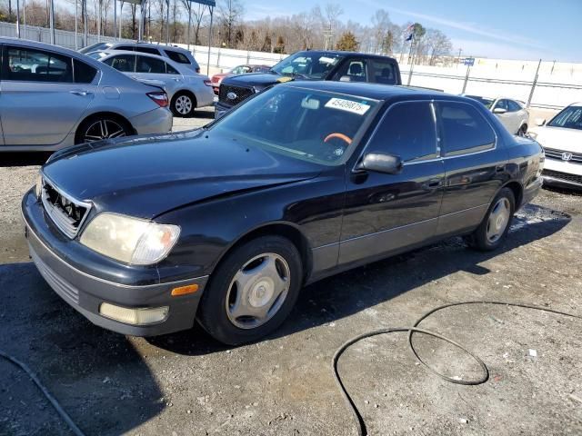 1999 Lexus LS 400