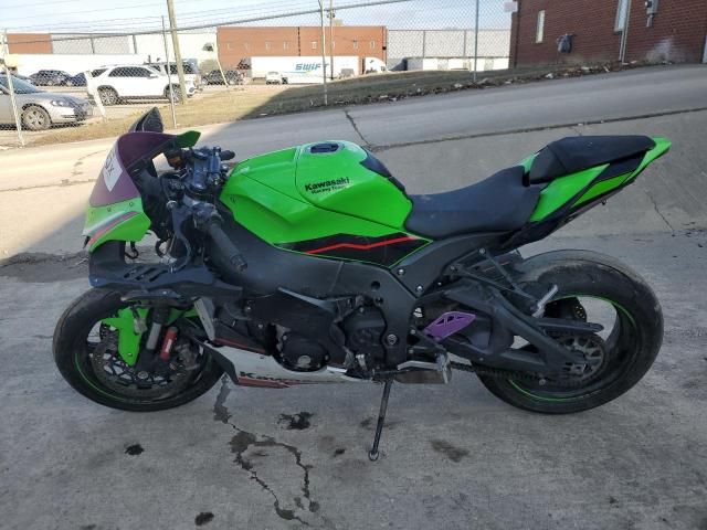 2021 Kawasaki ZX1002 L