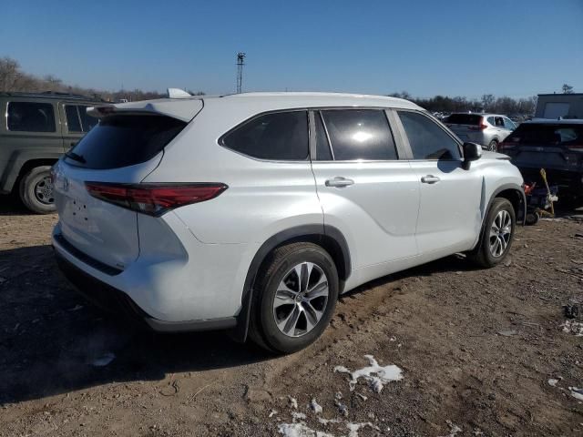 2023 Toyota Highlander L