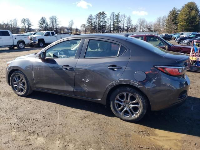 2019 Toyota Yaris L