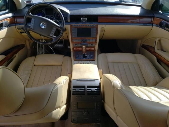 2004 Volkswagen Phaeton 4.2