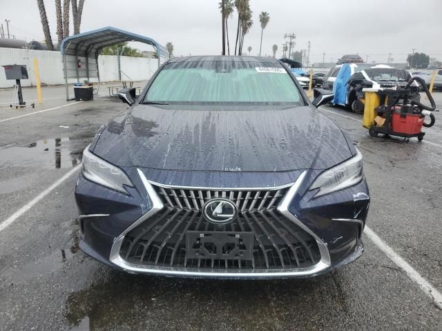 2024 Lexus ES 300H Base