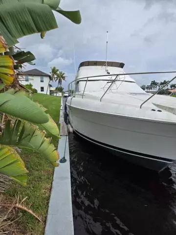 1997 Silverton 1997 Silvertom 41.2 Convertible Yacht