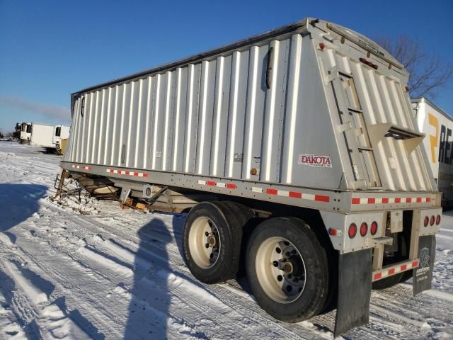 2011 Dakota Trailer