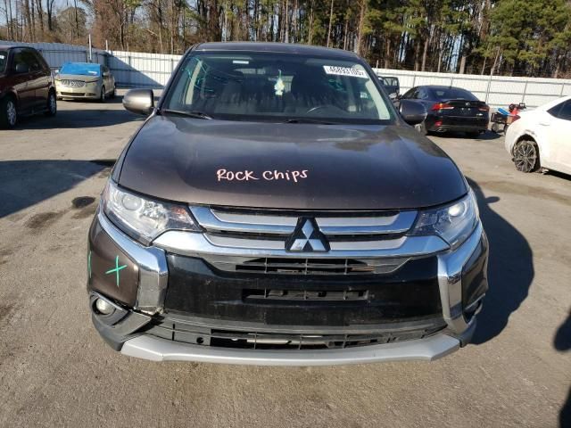 2016 Mitsubishi Outlander SE