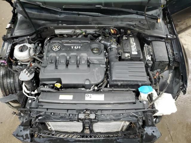 2015 Volkswagen Golf Sportwagen TDI S