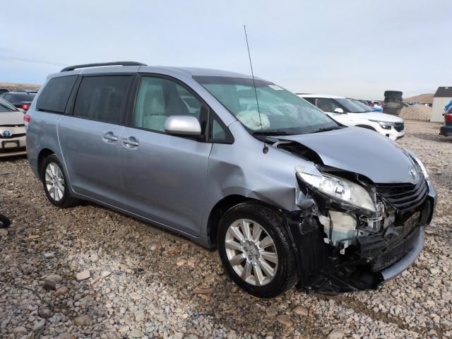 2012 Toyota Sienna LE