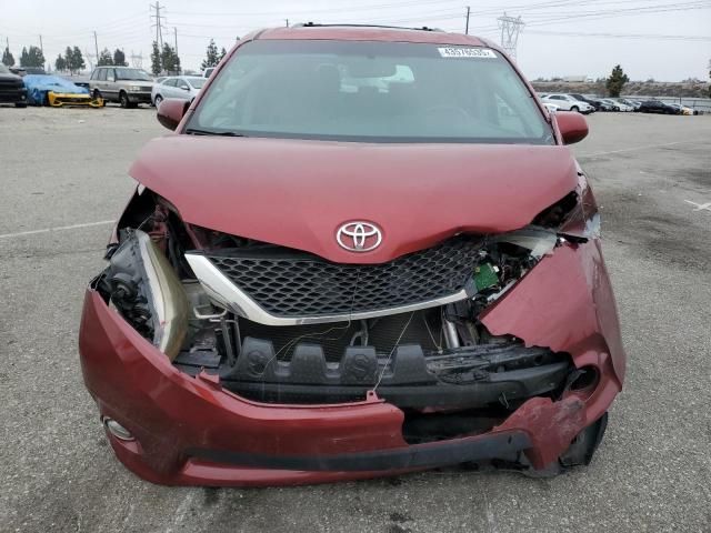 2017 Toyota Sienna SE