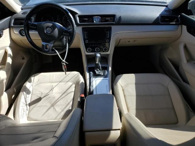 2012 Volkswagen Passat SE