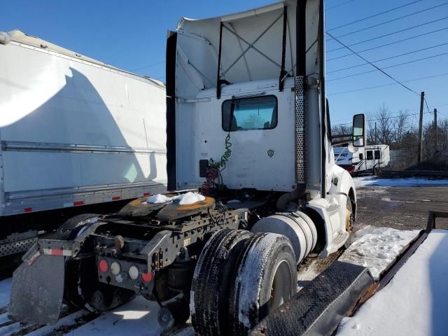 2014 Kenworth Construction T680