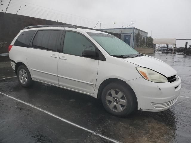 2004 Toyota Sienna CE