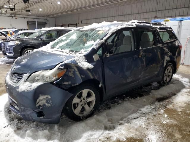 2014 Toyota Sienna LE