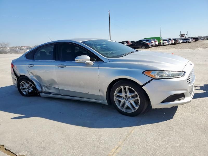 2016 Ford Fusion SE