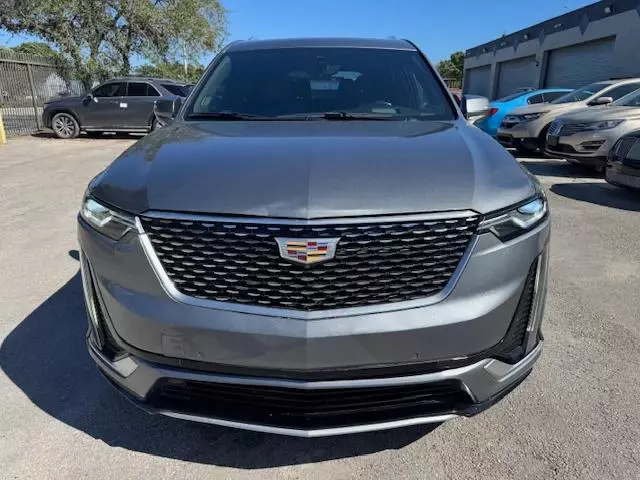 2021 Cadillac XT6 Premium Luxury