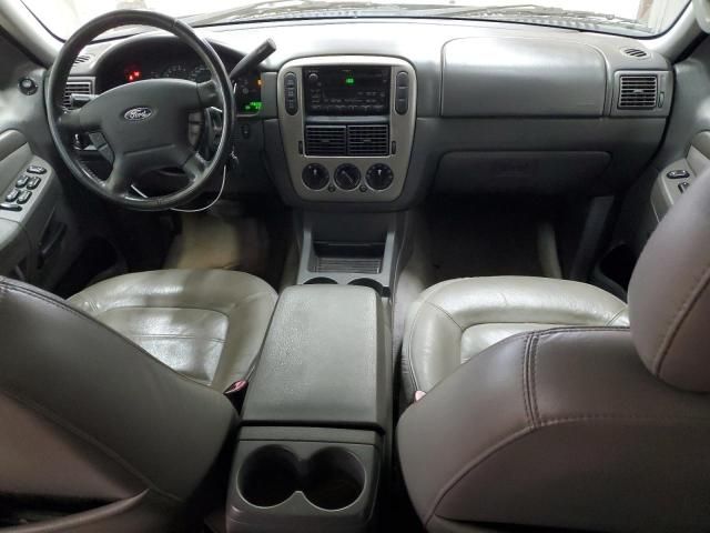 2004 Ford Explorer XLT