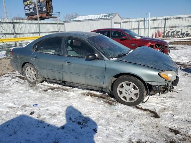 2005 Ford Taurus SE