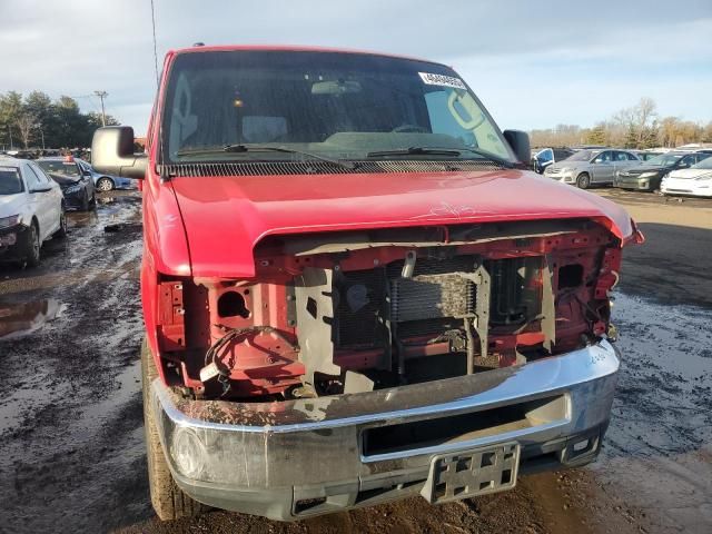 2013 Ford Econoline E250 Van