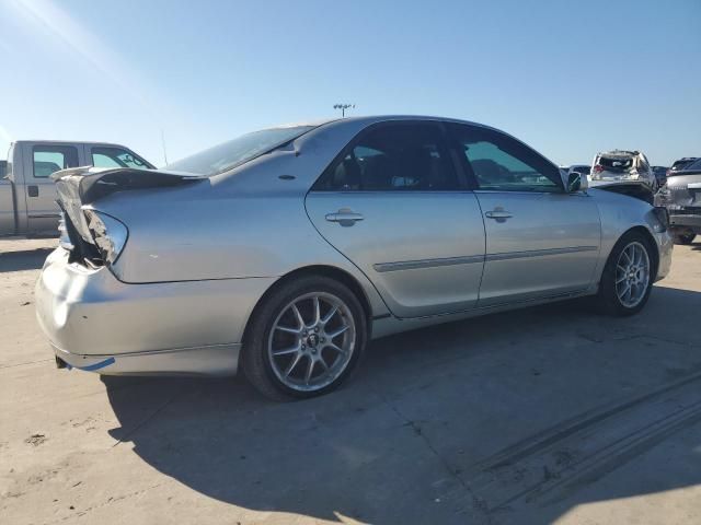 2004 Toyota Camry LE