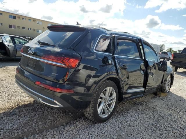 2021 Audi Q7 Premium Plus