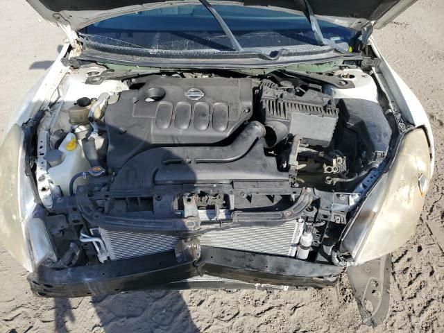 2010 Nissan Altima Base